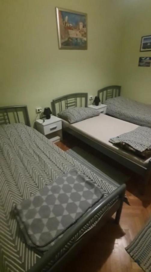 Motel Stone Gardens Doli Ngoại thất bức ảnh