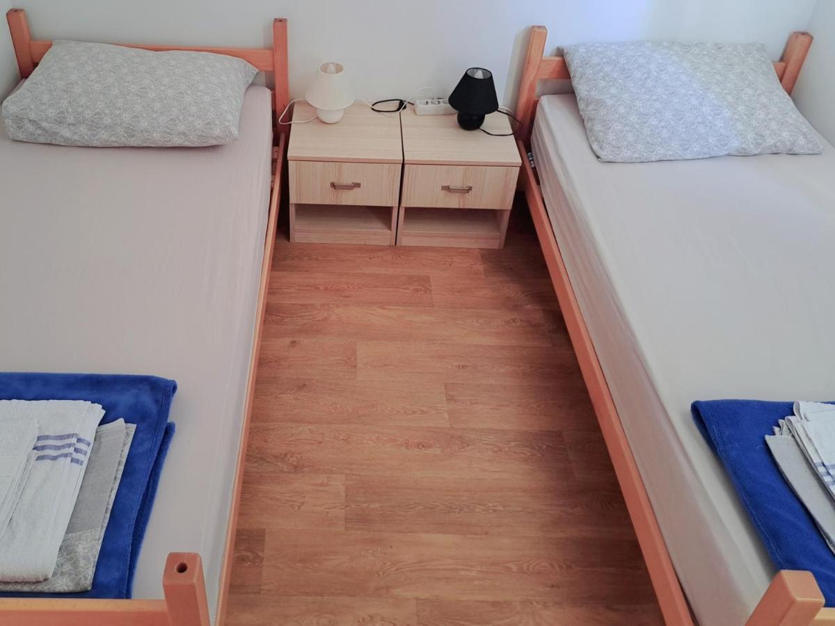 Motel Stone Gardens Doli Ngoại thất bức ảnh